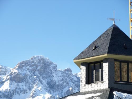 Aparthotel Pena Telera Resort El Pueyo de Jaca Zewnętrze zdjęcie